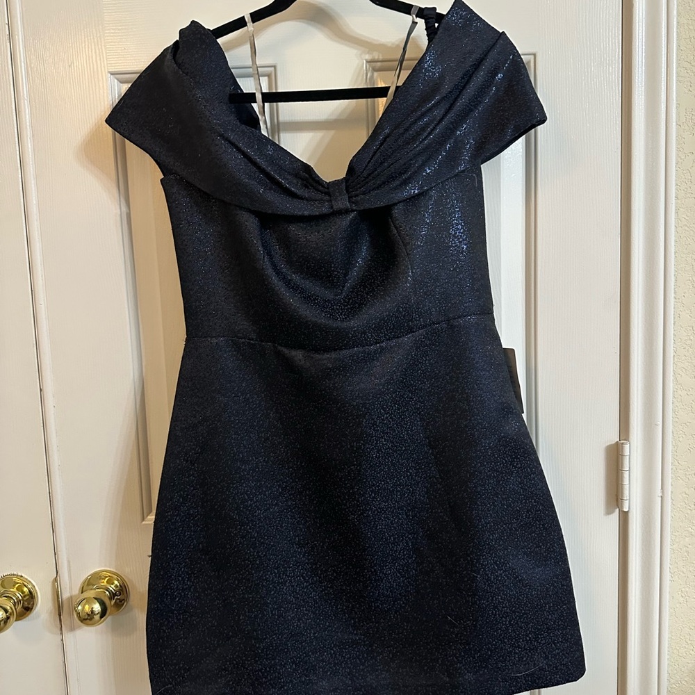 Monique Lhuillier Black Cowl Neck Sheath Mini Dress